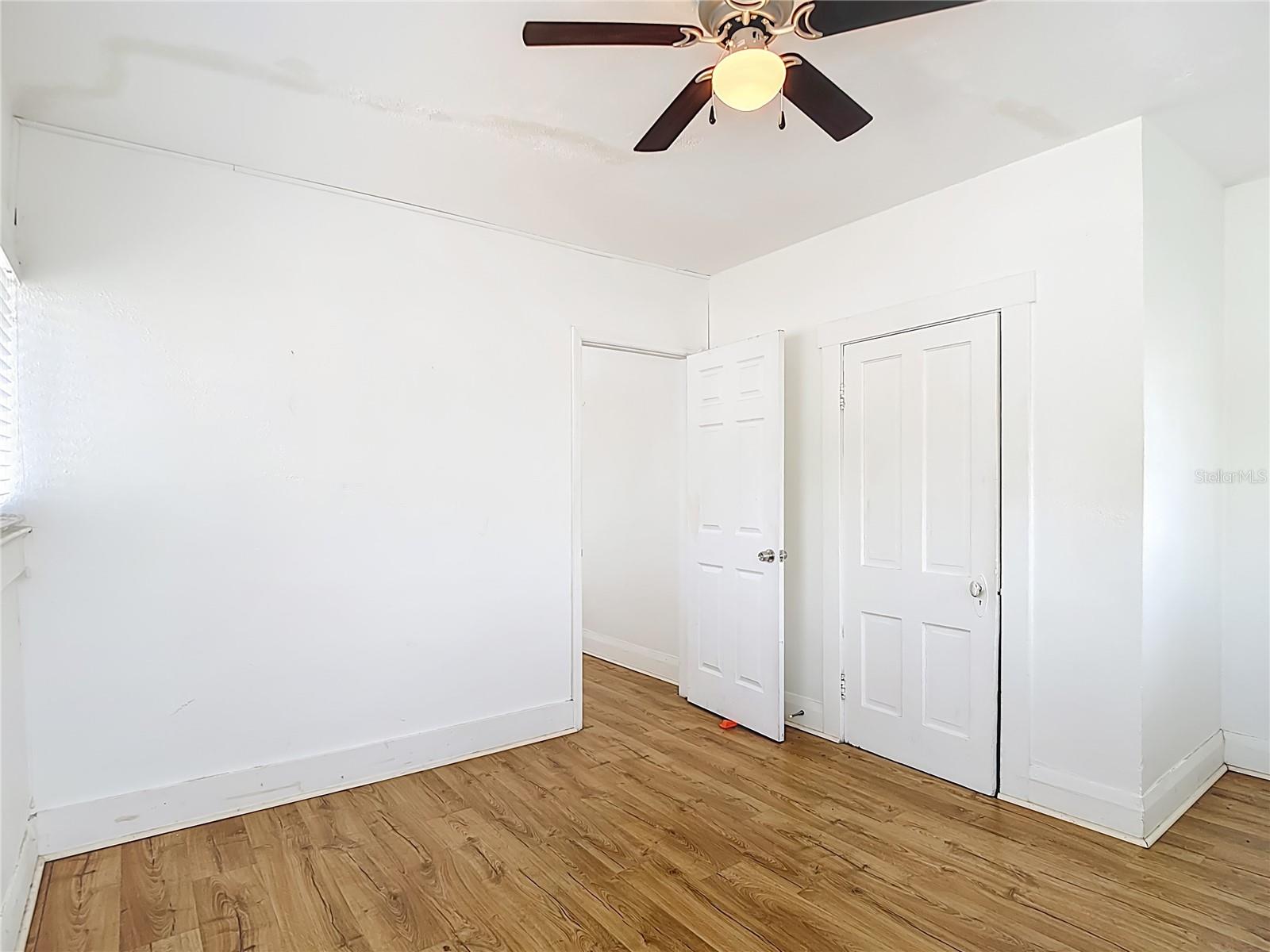 1004 E 22ND AVE — photo 53