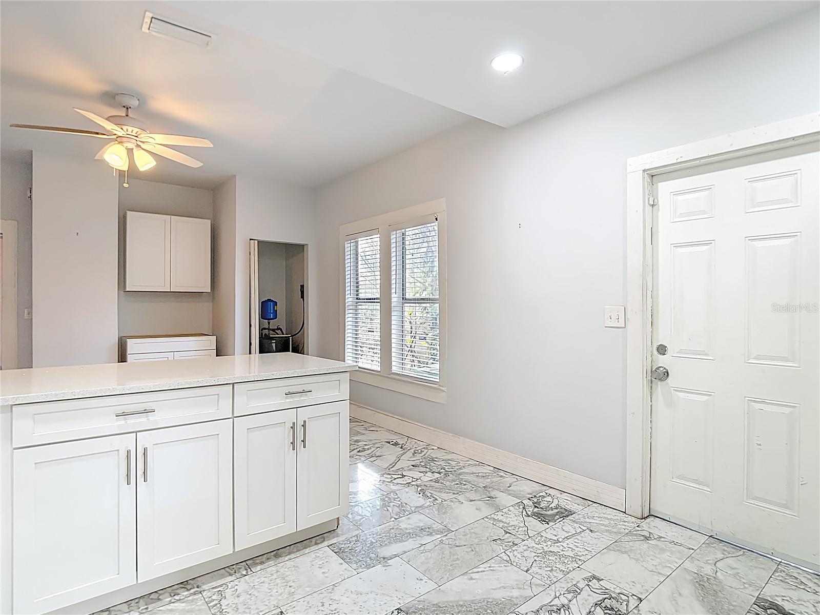 1004 E 22ND AVE — photo 23