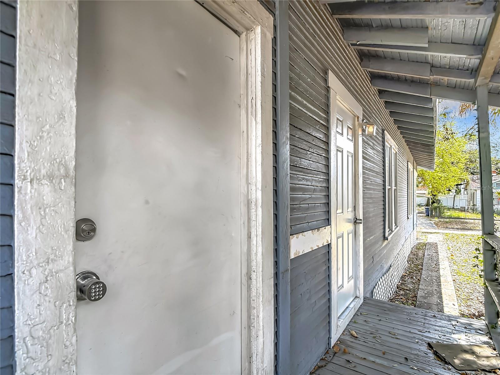 1004 E 22ND AVE — photo 61