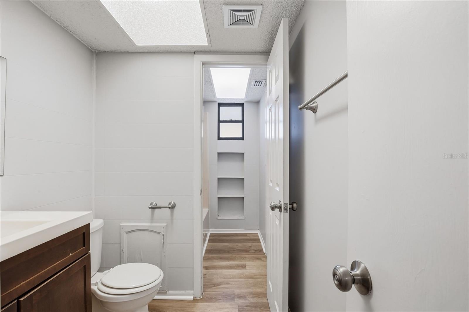 728 E SPRUCE ST — photo 31