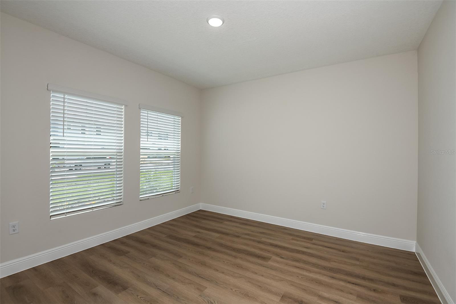 31717 BIENVILLE LN — photo 15