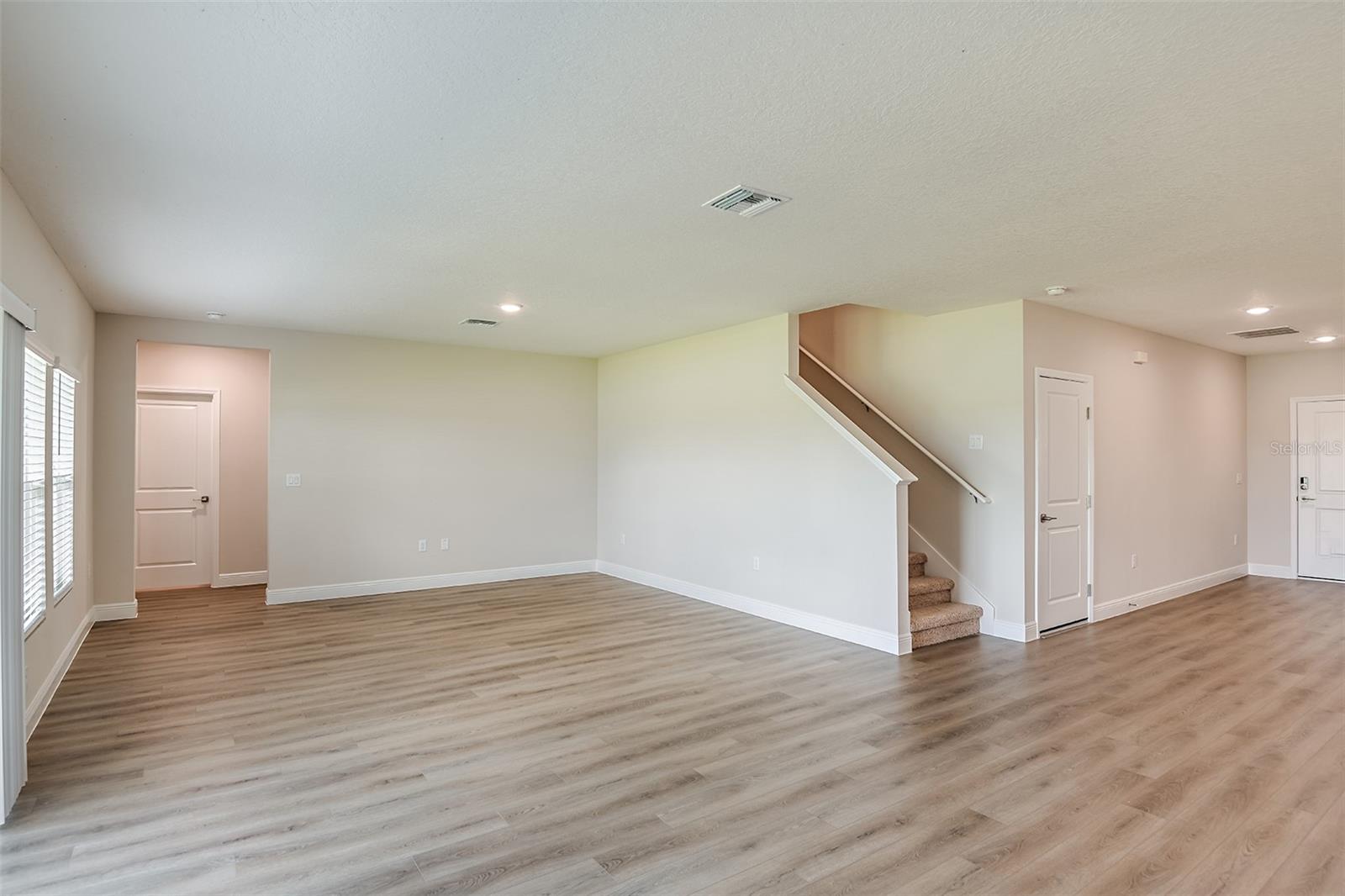 31717 BIENVILLE LN — photo 10
