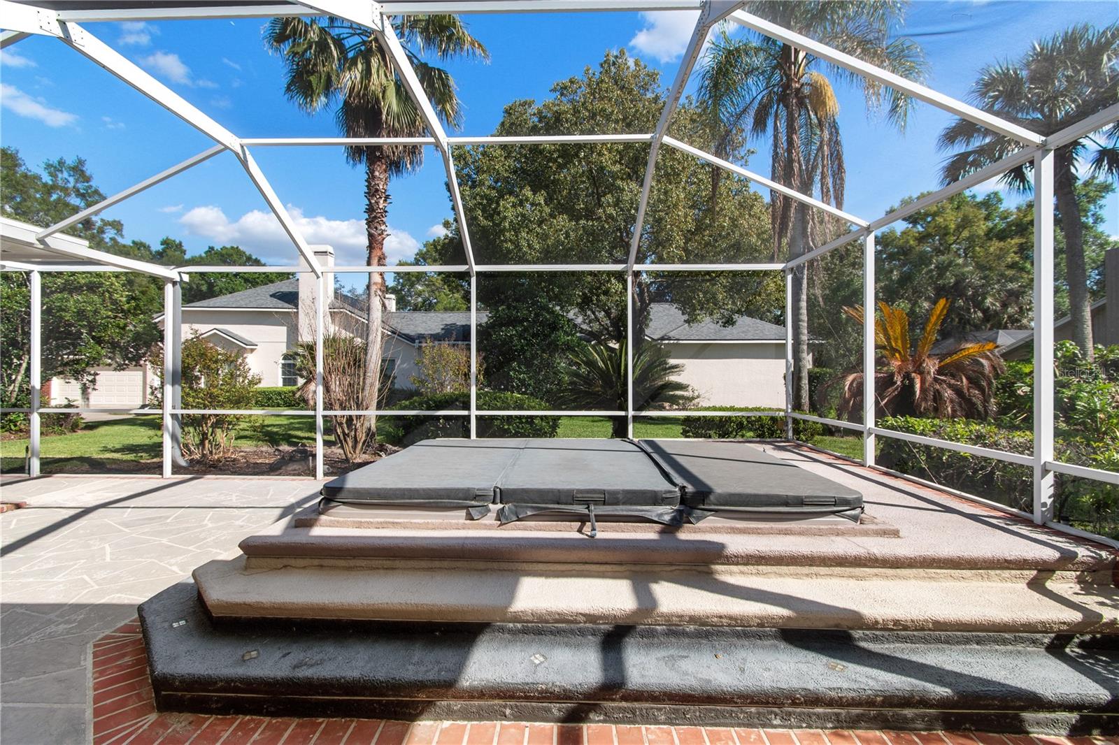 10002 HUNT CLIFF DR — photo 43