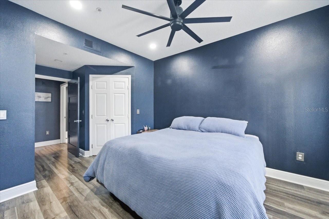 501 KNIGHTS RUN AVE #1320 — photo 25