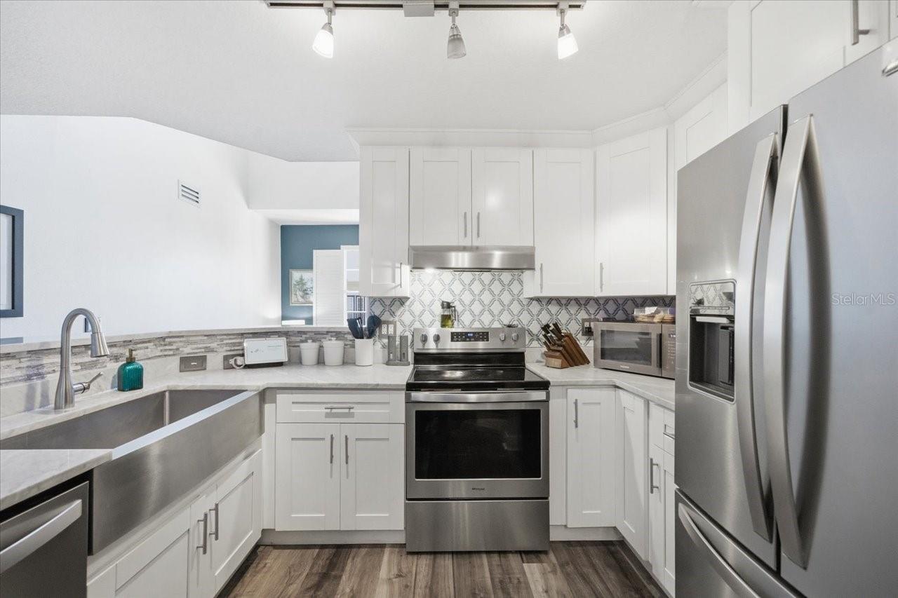 501 KNIGHTS RUN AVE #1320 — photo 16