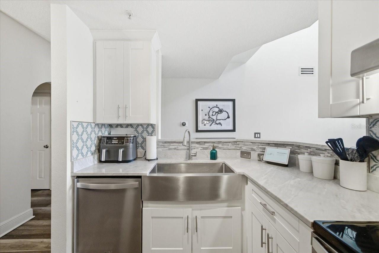 501 KNIGHTS RUN AVE #1320 — photo 17