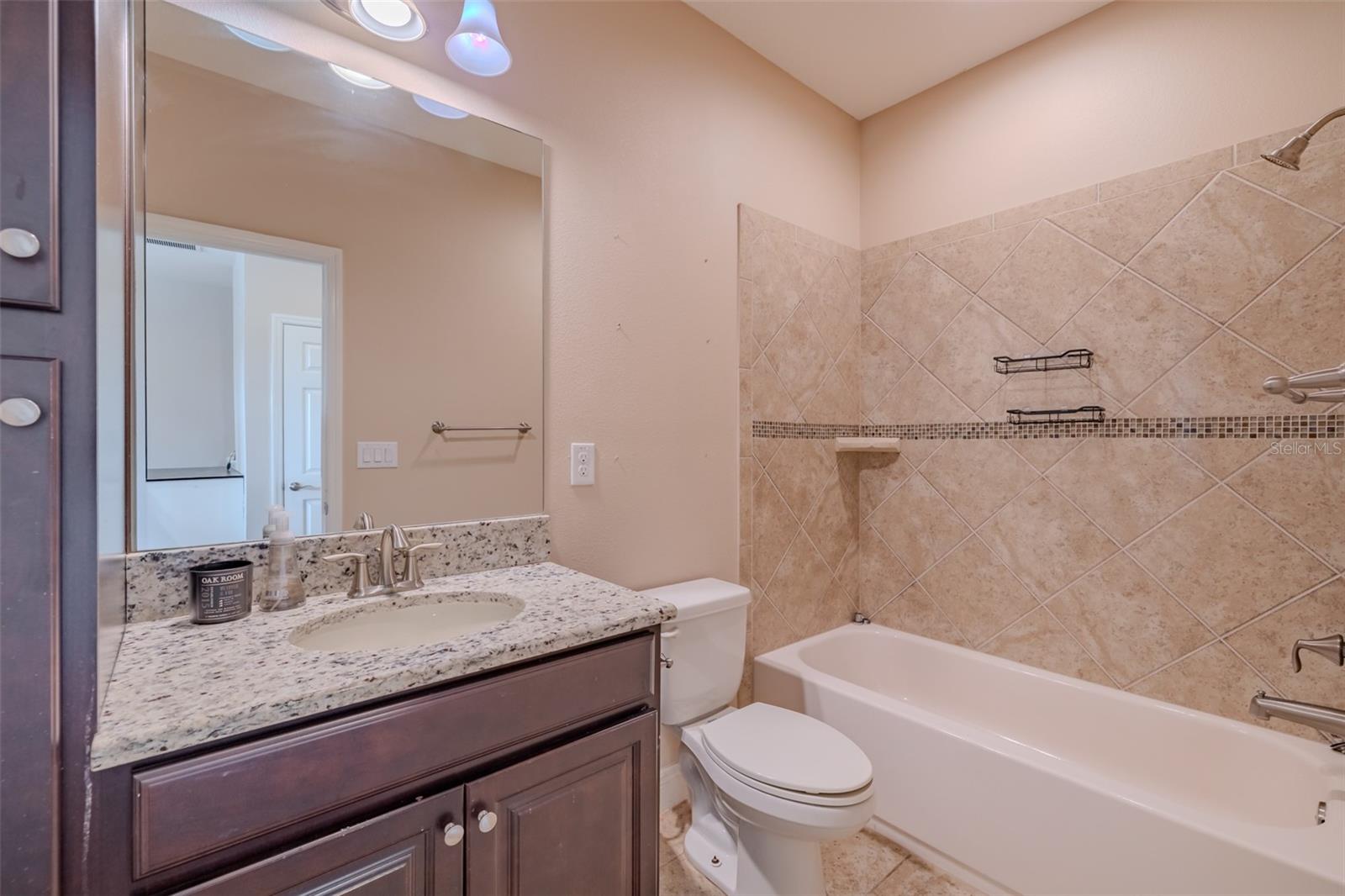5927 JASPER GLEN DR — photo 35