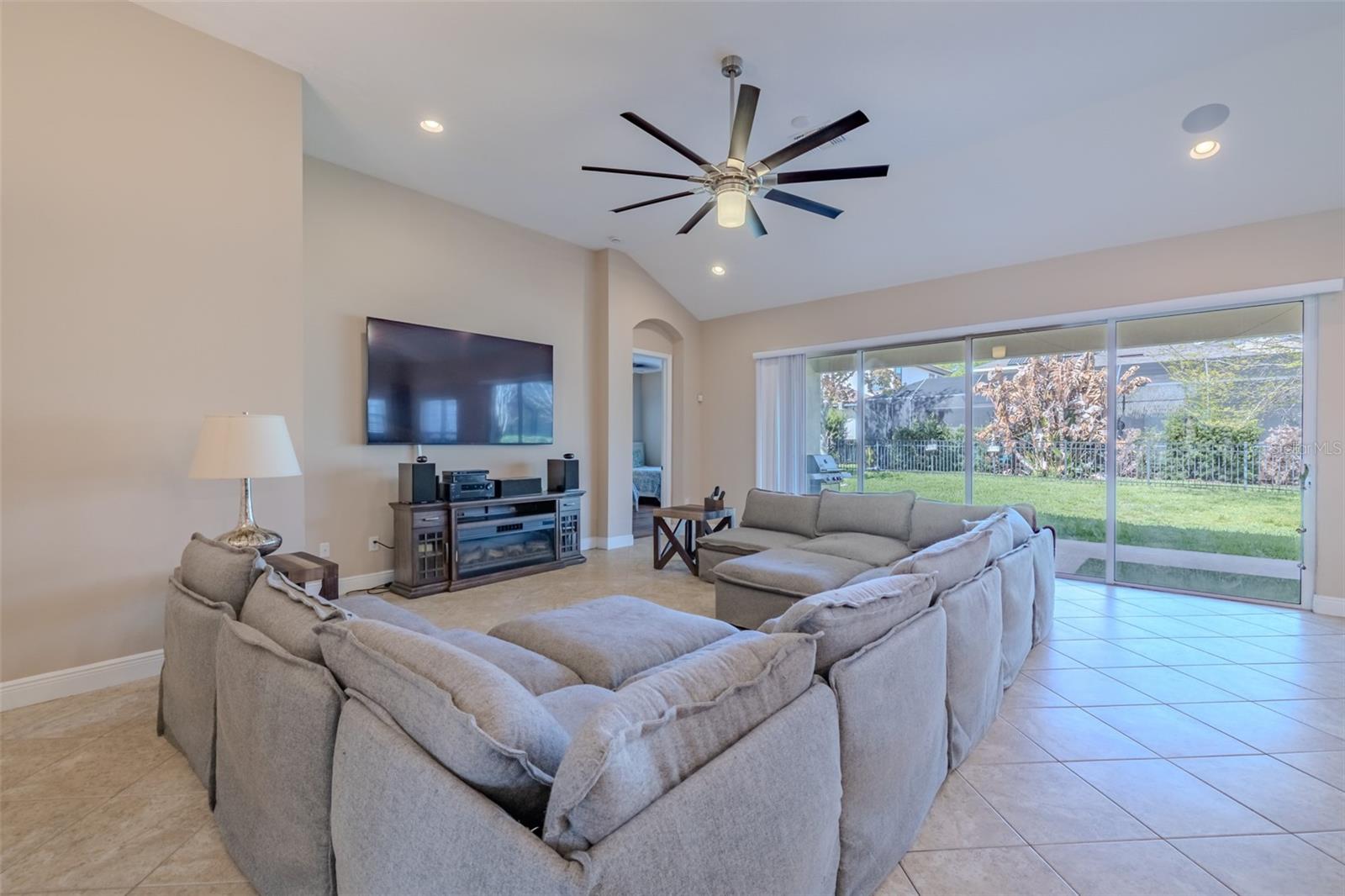5927 JASPER GLEN DR — photo 11