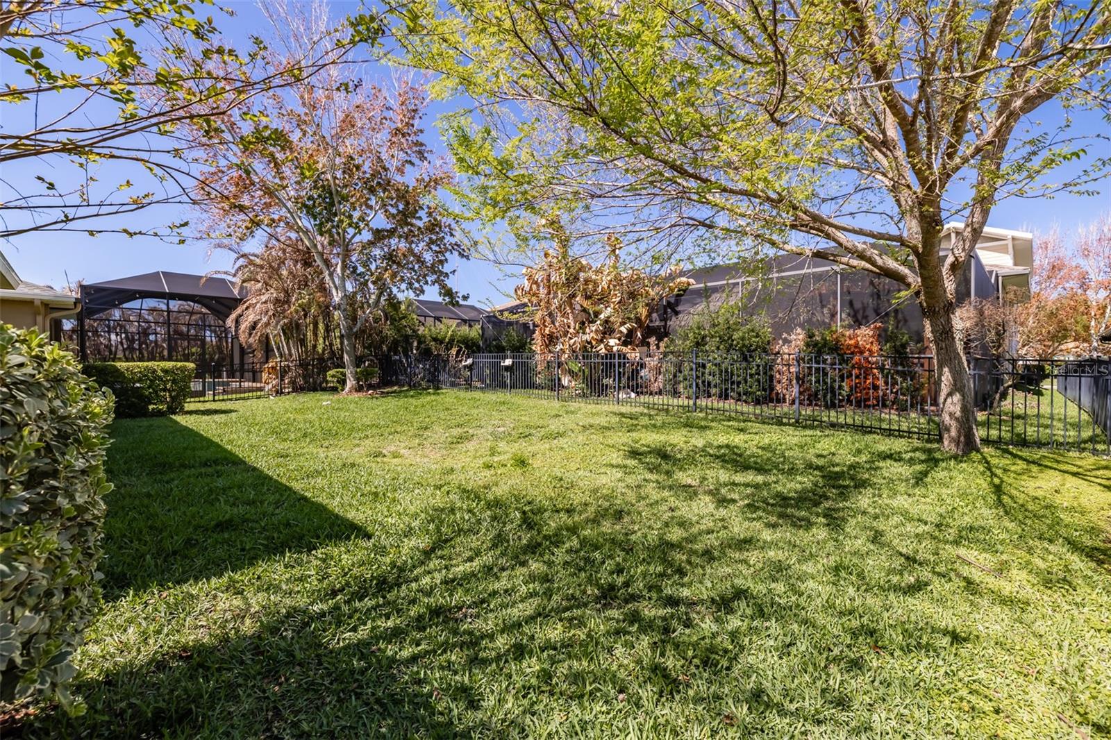 5927 JASPER GLEN DR — photo 21
