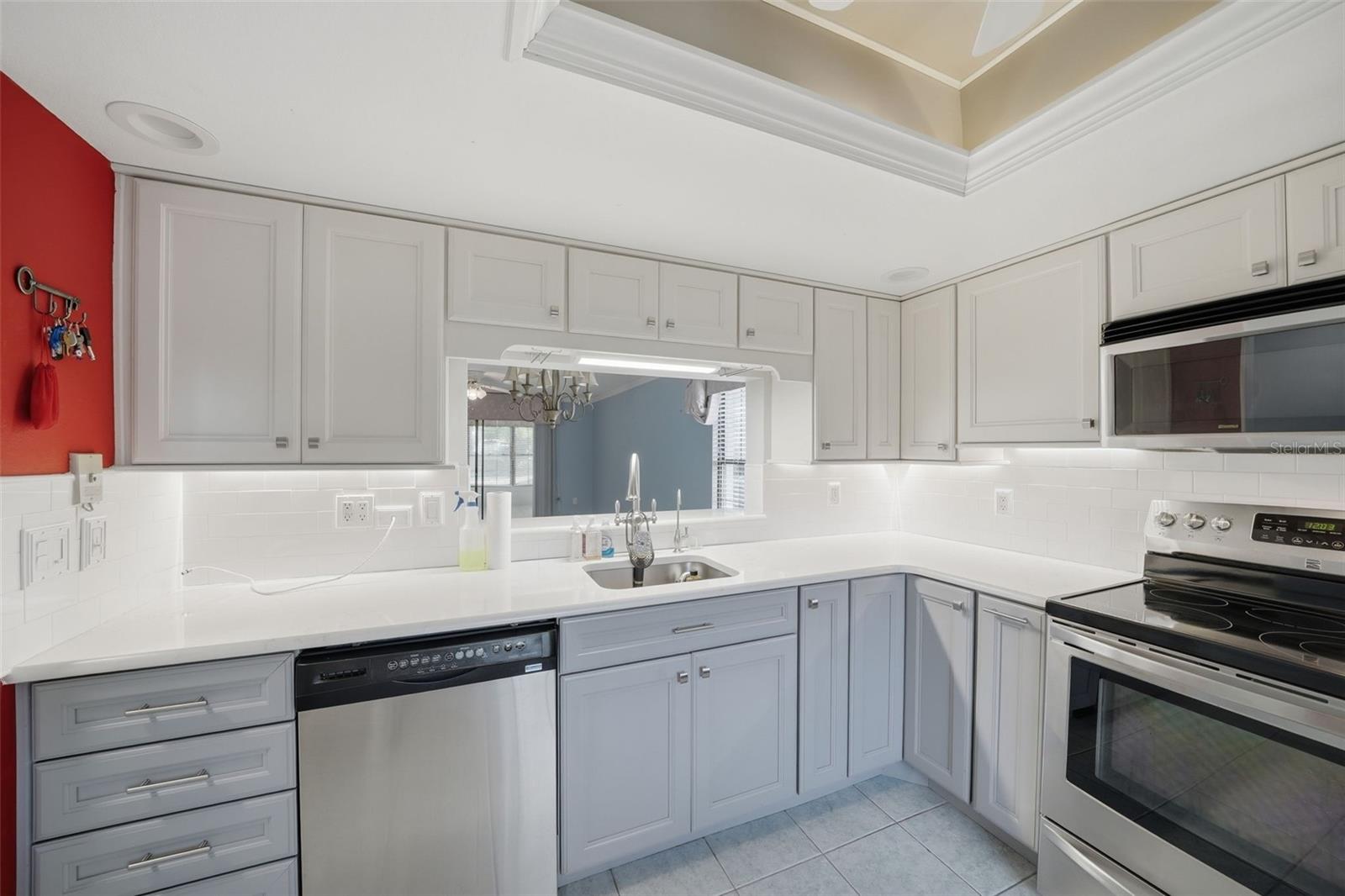 2130 ELM ST #401 — photo 6