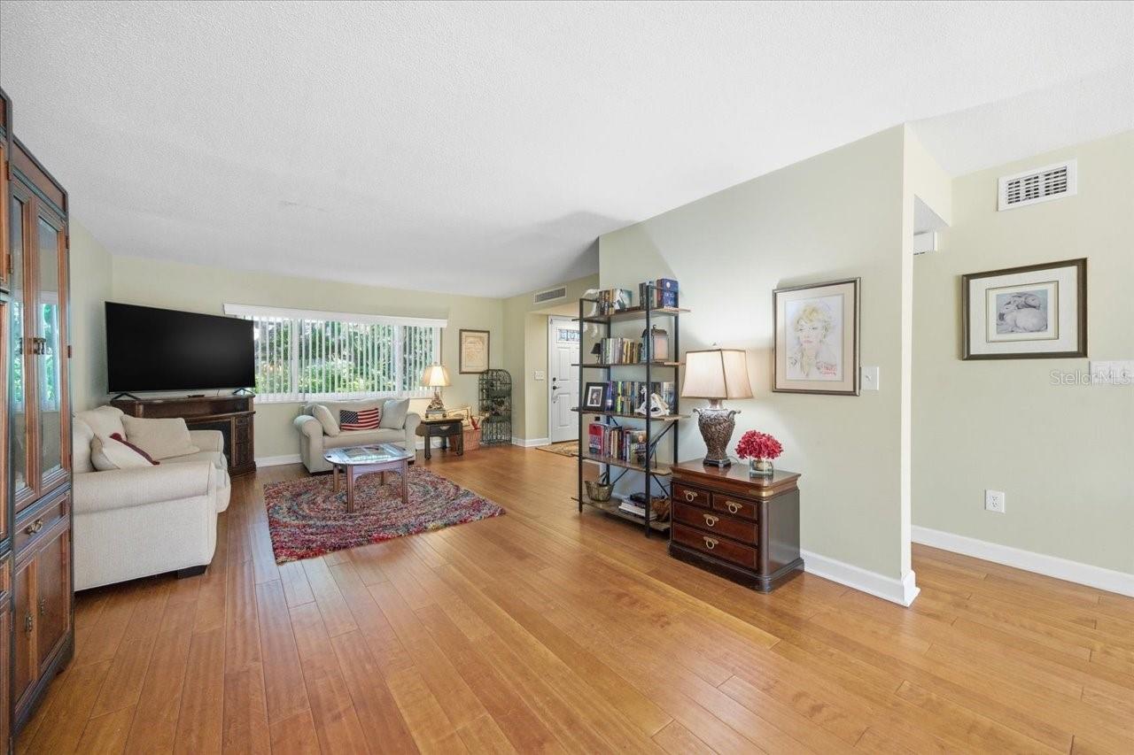 10603 CARROLLBROOK WAY #10603 — photo 12