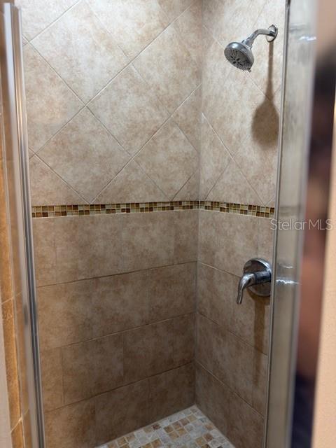 8443 N GRADY AVE — photo 12