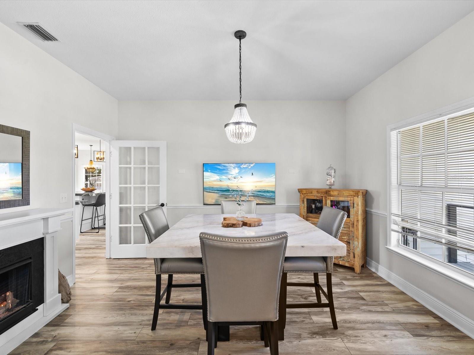 1414 DEIRDRE DR — photo 13