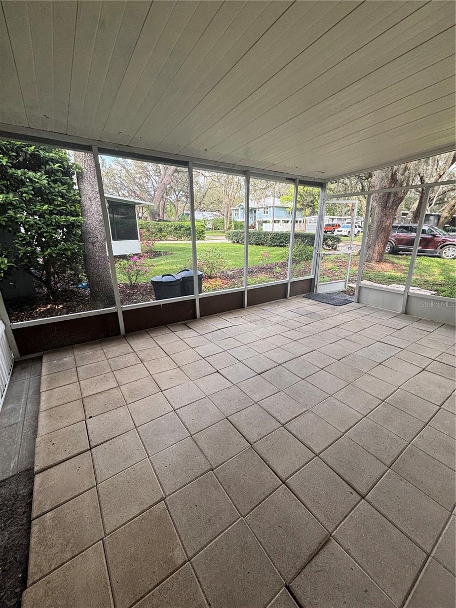 1811 BEACHWAY LN — photo 6
