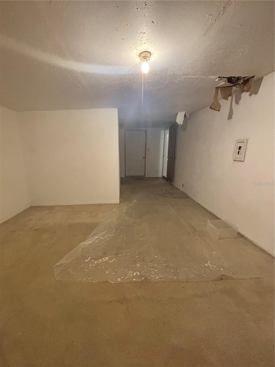 1811 BEACHWAY LN — photo 20