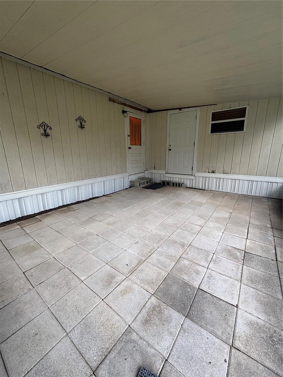 1811 BEACHWAY LN — photo 14