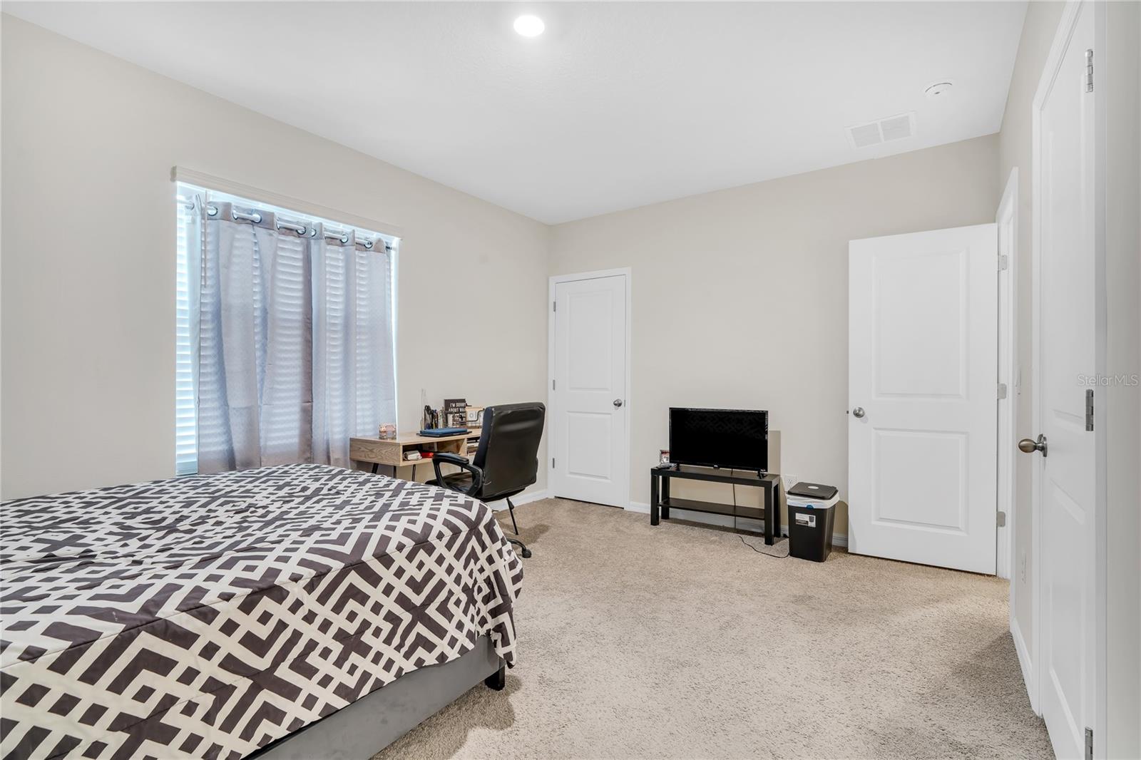 11175 CRESCENT DEER DR — photo 16