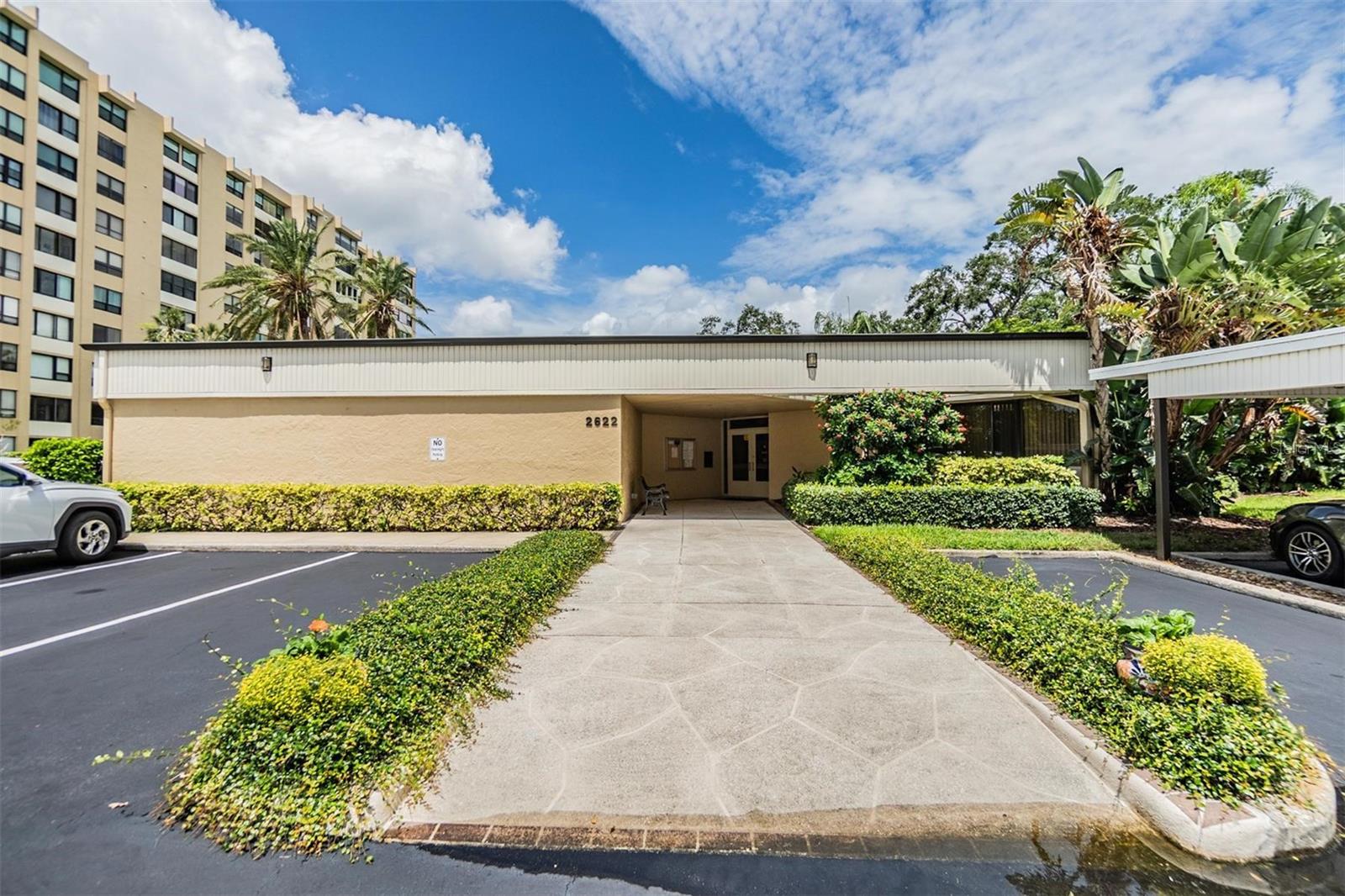 2621 COVE CAY DR #606 — photo 40