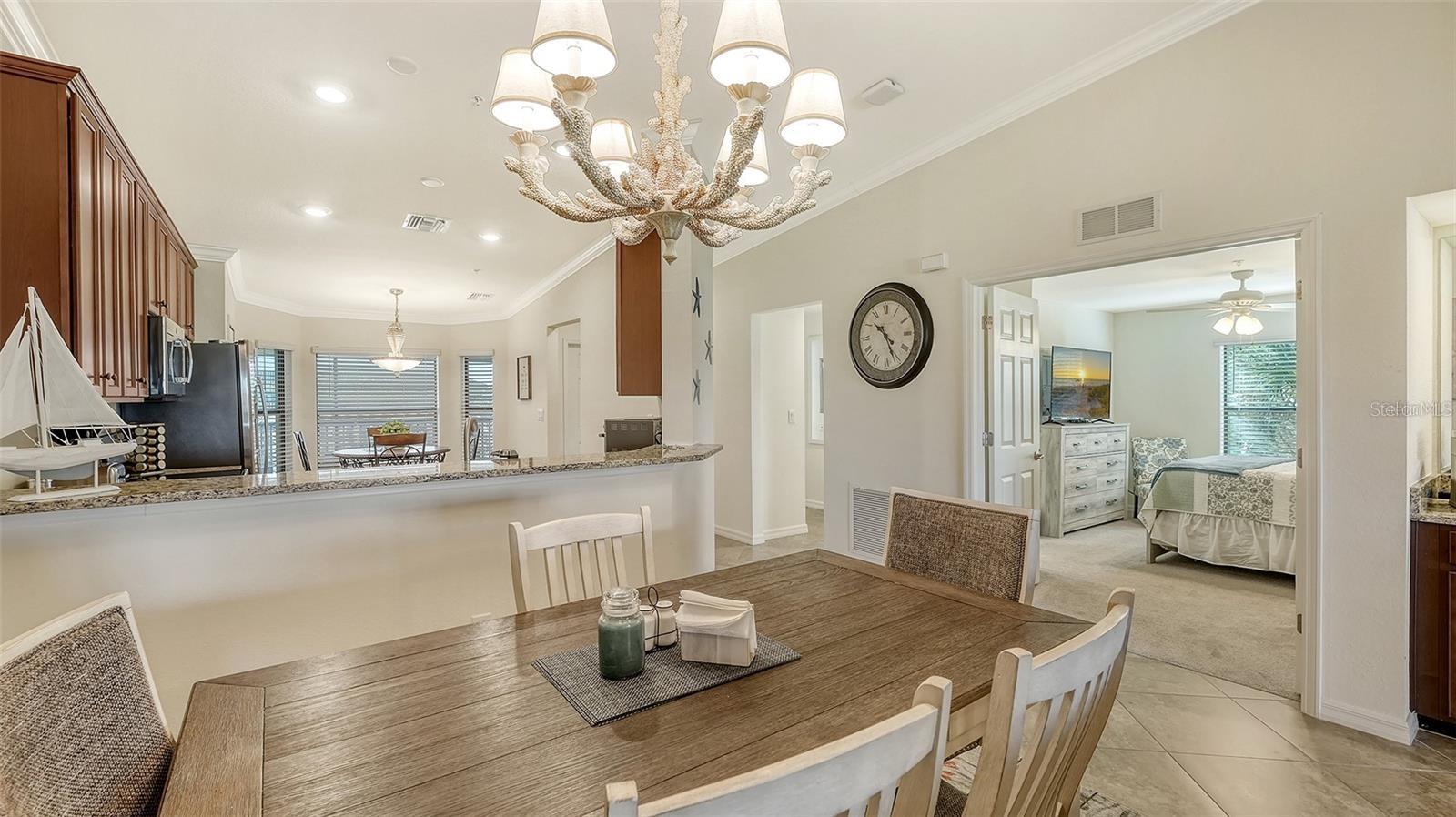 5537 PALMER CIR #201 — photo 18
