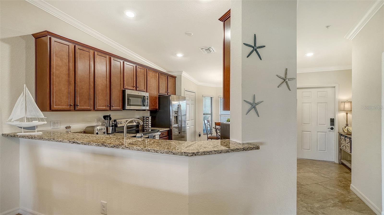 5537 PALMER CIR #201 — photo 20