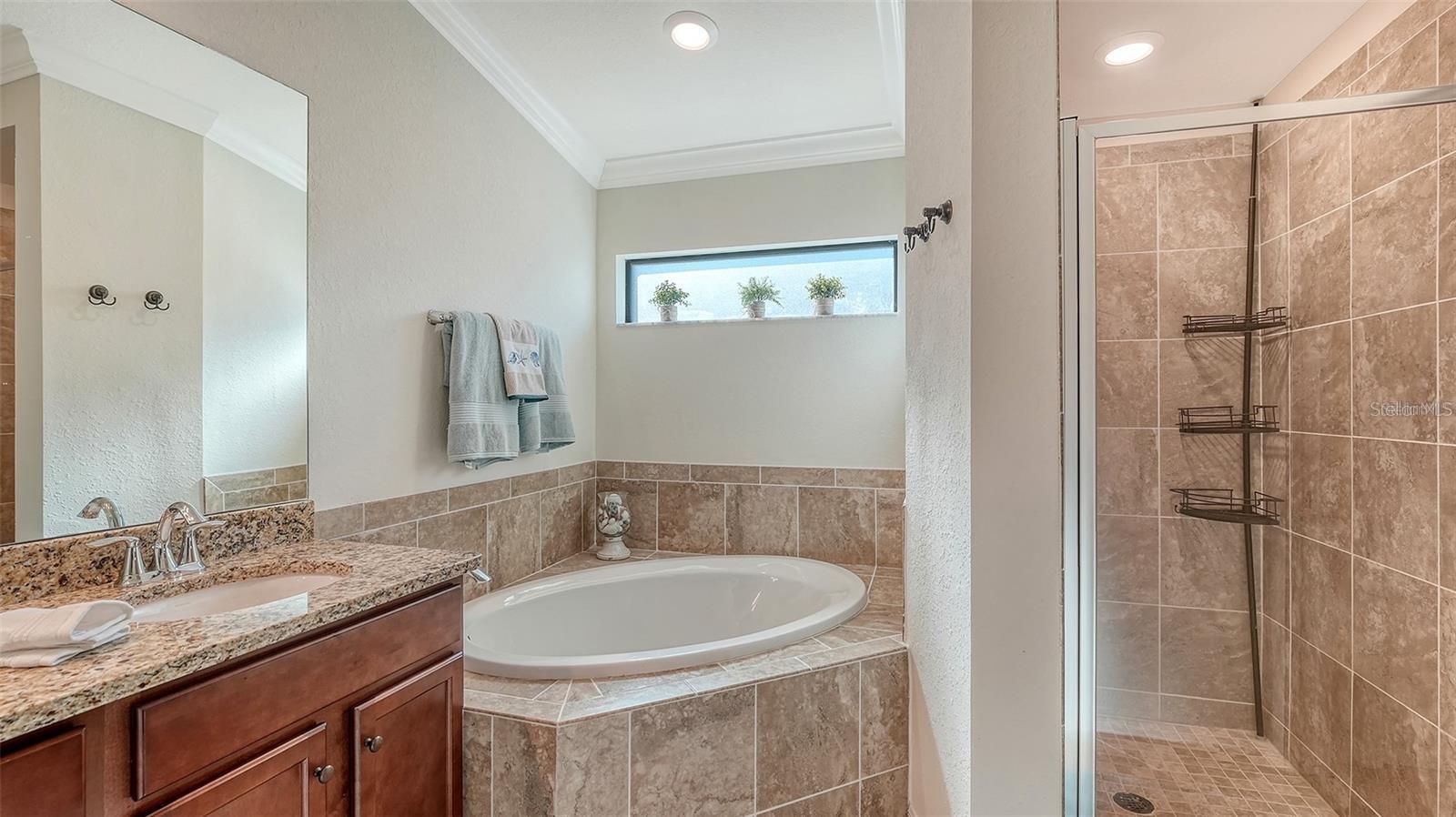 5537 PALMER CIR #201 — photo 31