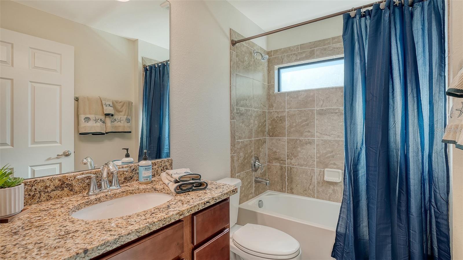 5537 PALMER CIR #201 — photo 35