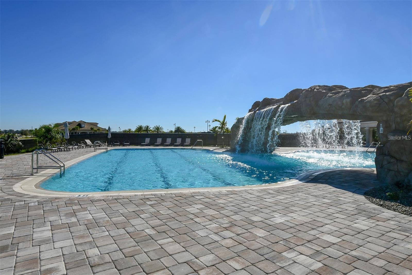 5537 PALMER CIR #201 — photo 52