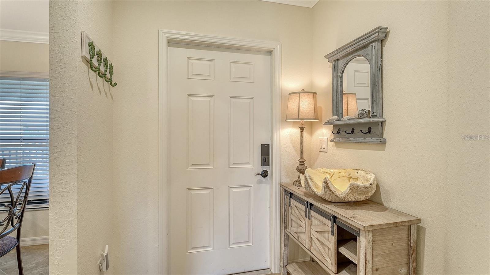 5537 PALMER CIR #201 — photo 9