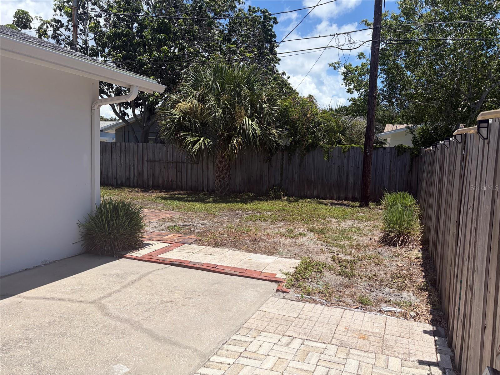 5619 DENVER ST NE — photo 49