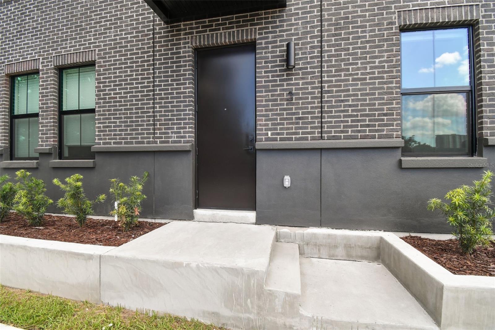 1218 E KAY ST #16 — photo 11