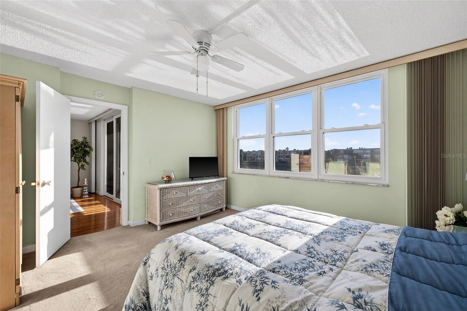 7625 SUN ISLAND DR S #207 — photo 17