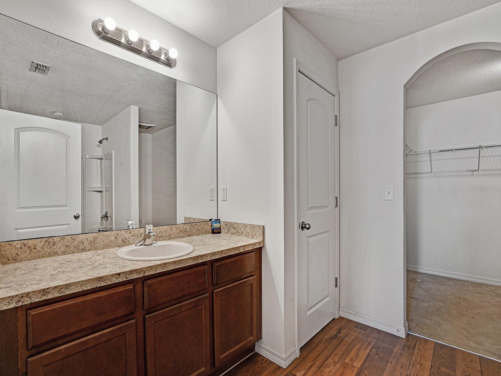 14456 ALISTAR MANOR DR — photo 17