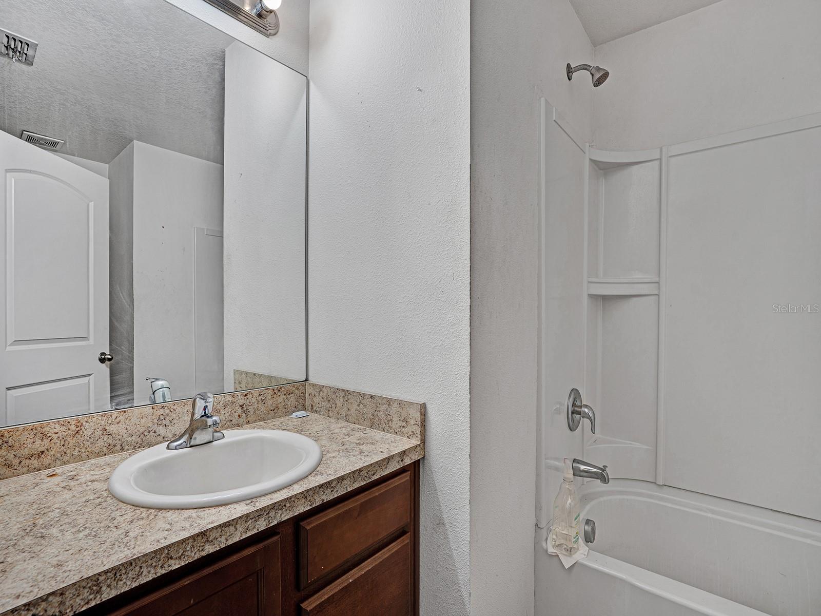 14456 ALISTAR MANOR DR — photo 27