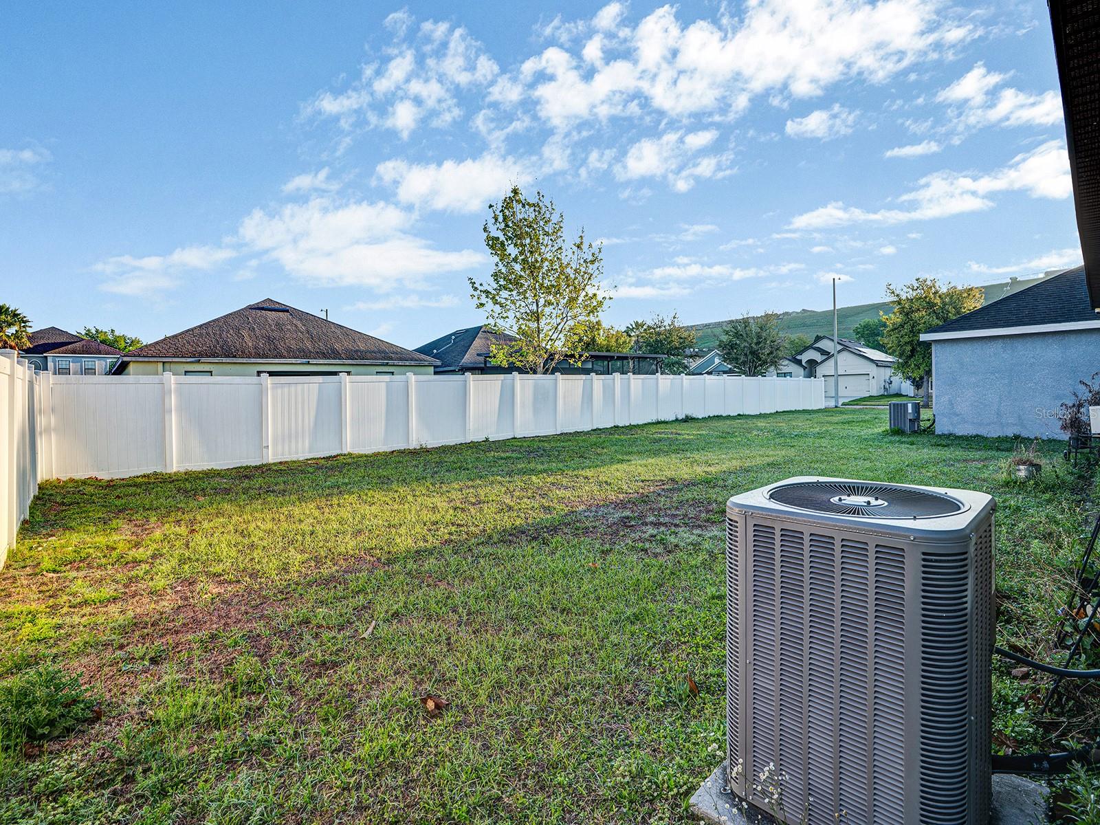 14456 ALISTAR MANOR DR — photo 32