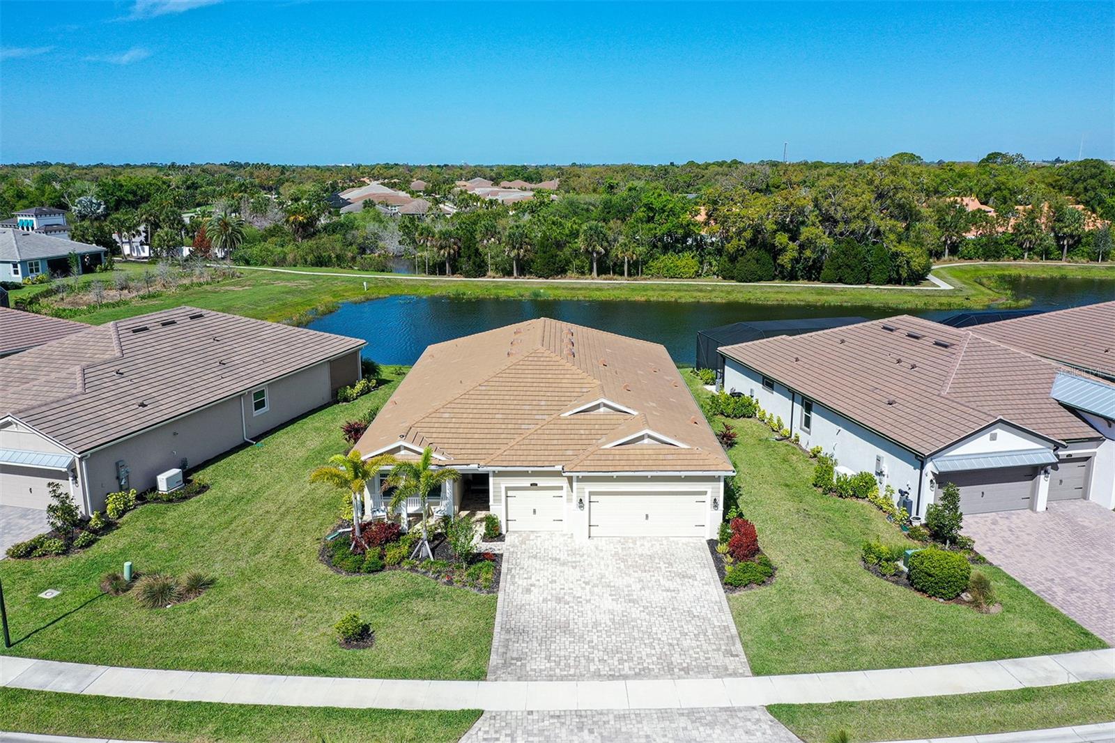 5521 BLUE WATER BLVD — photo 2