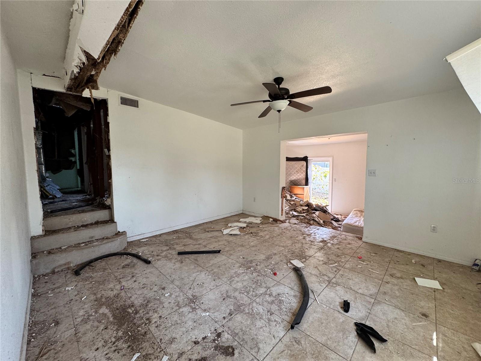 7921 LAKESHORE DR — photo 5