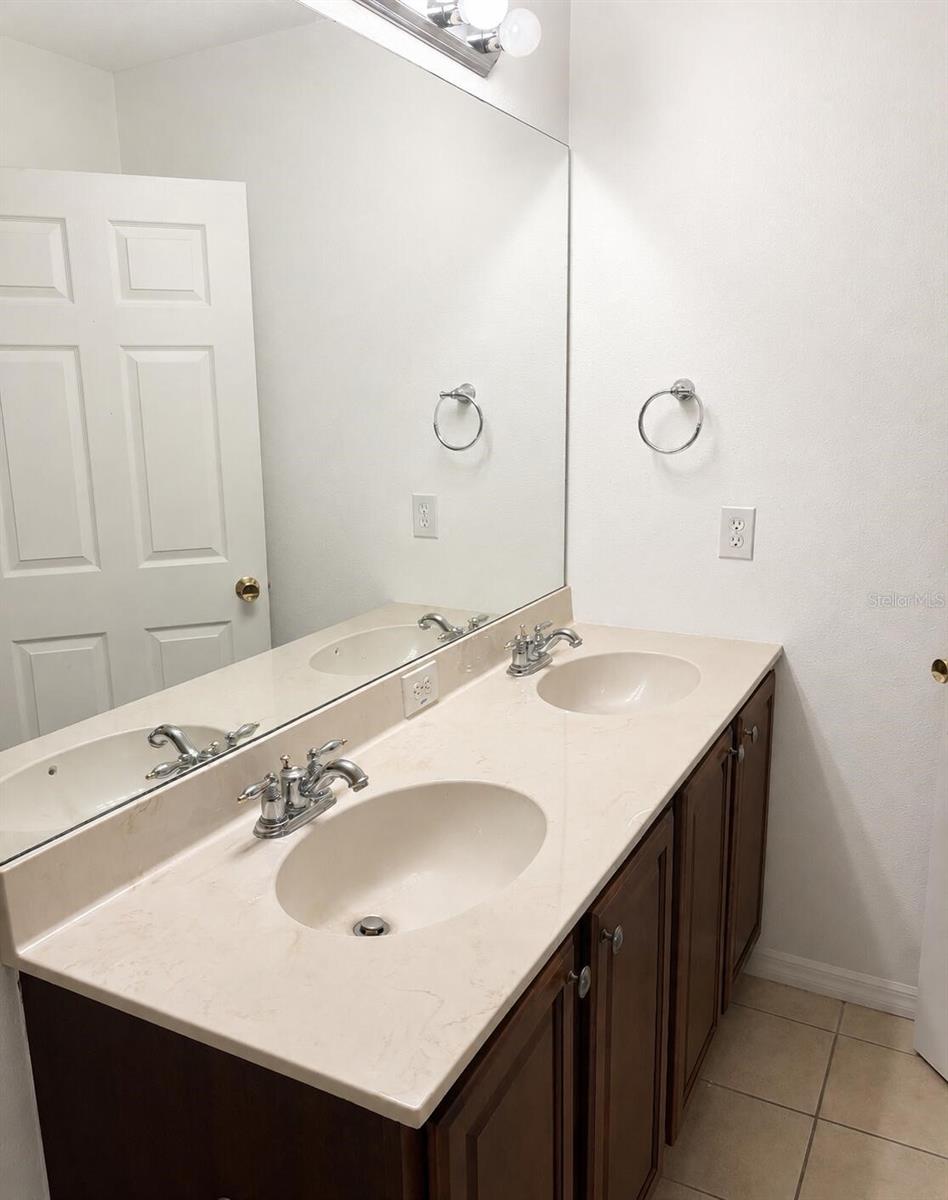 8520 BROKEN WILLOW CT — photo 10