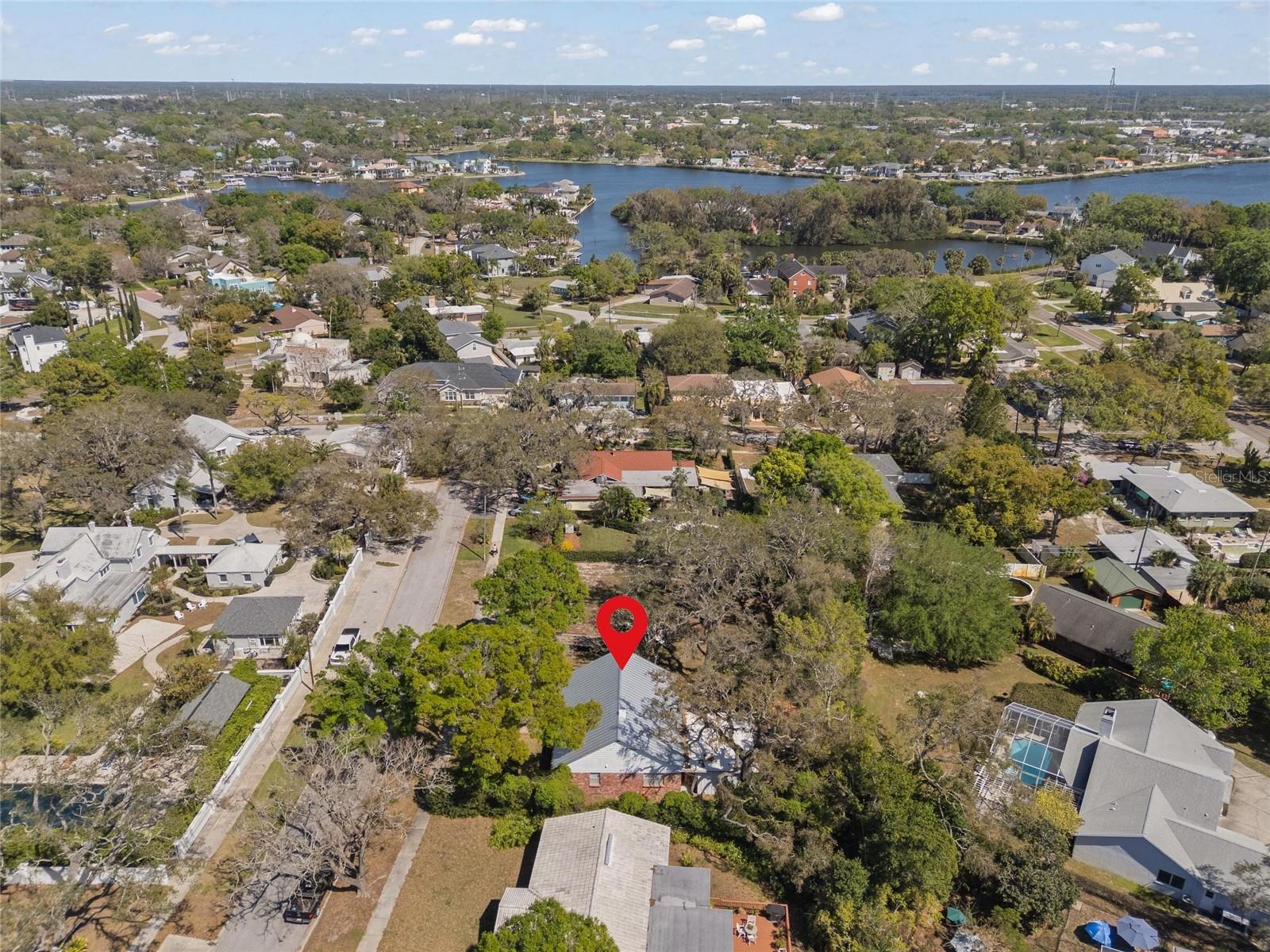 502 HILLCREST AVE — photo 33