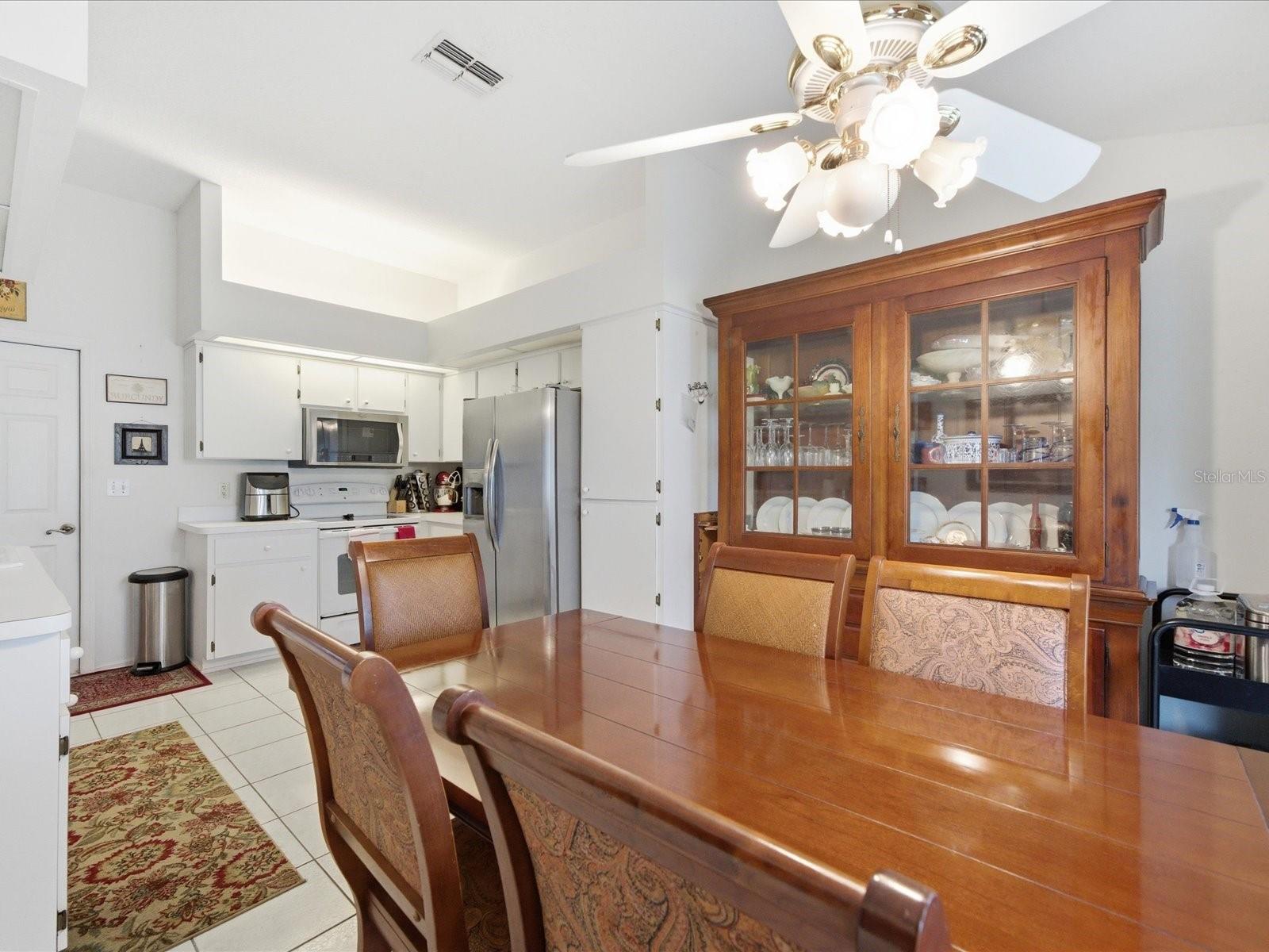 4209 AVANTI CIR — photo 10