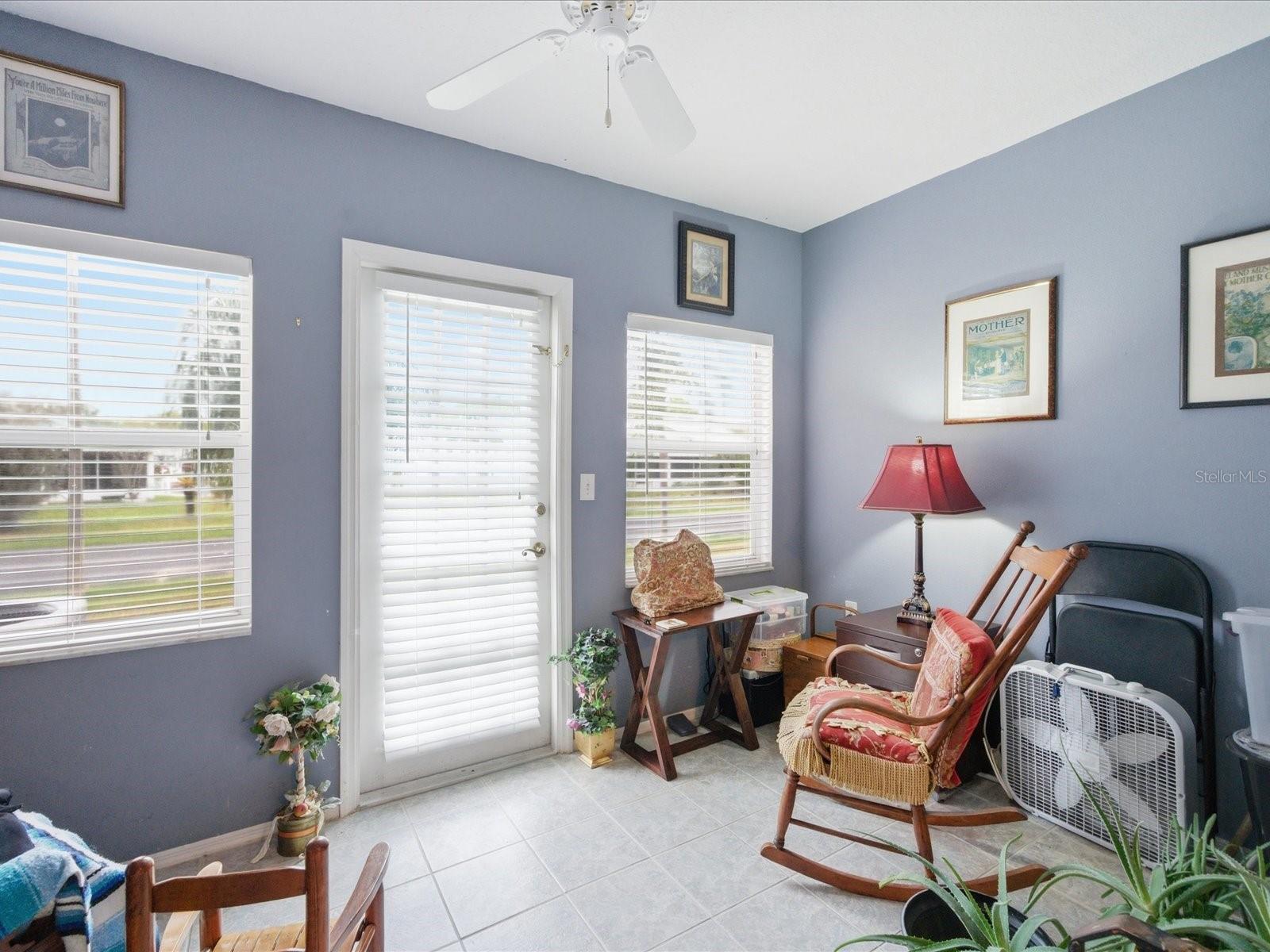 4209 AVANTI CIR — photo 11