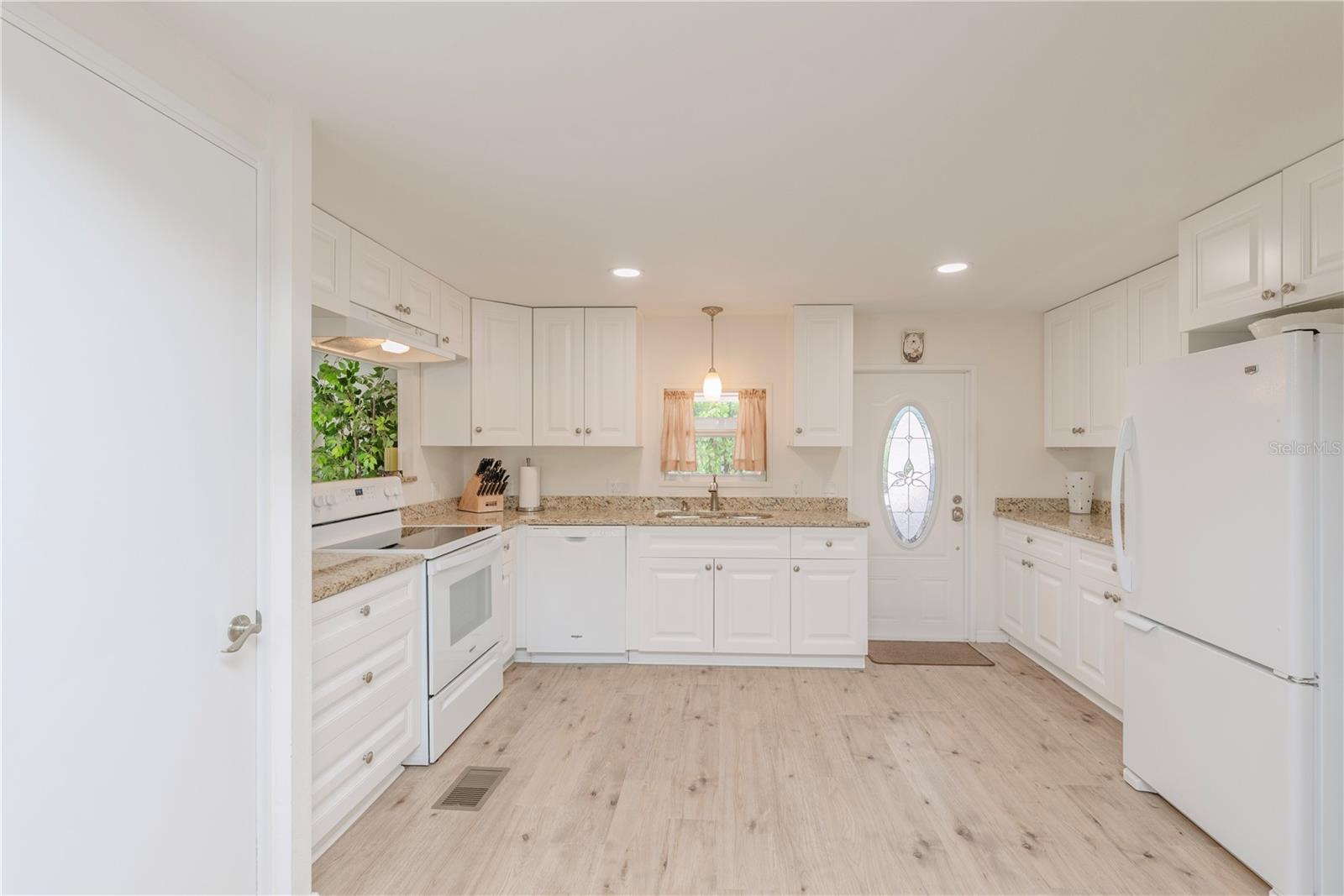 4851 W GANDY BLVD #23C — photo 6