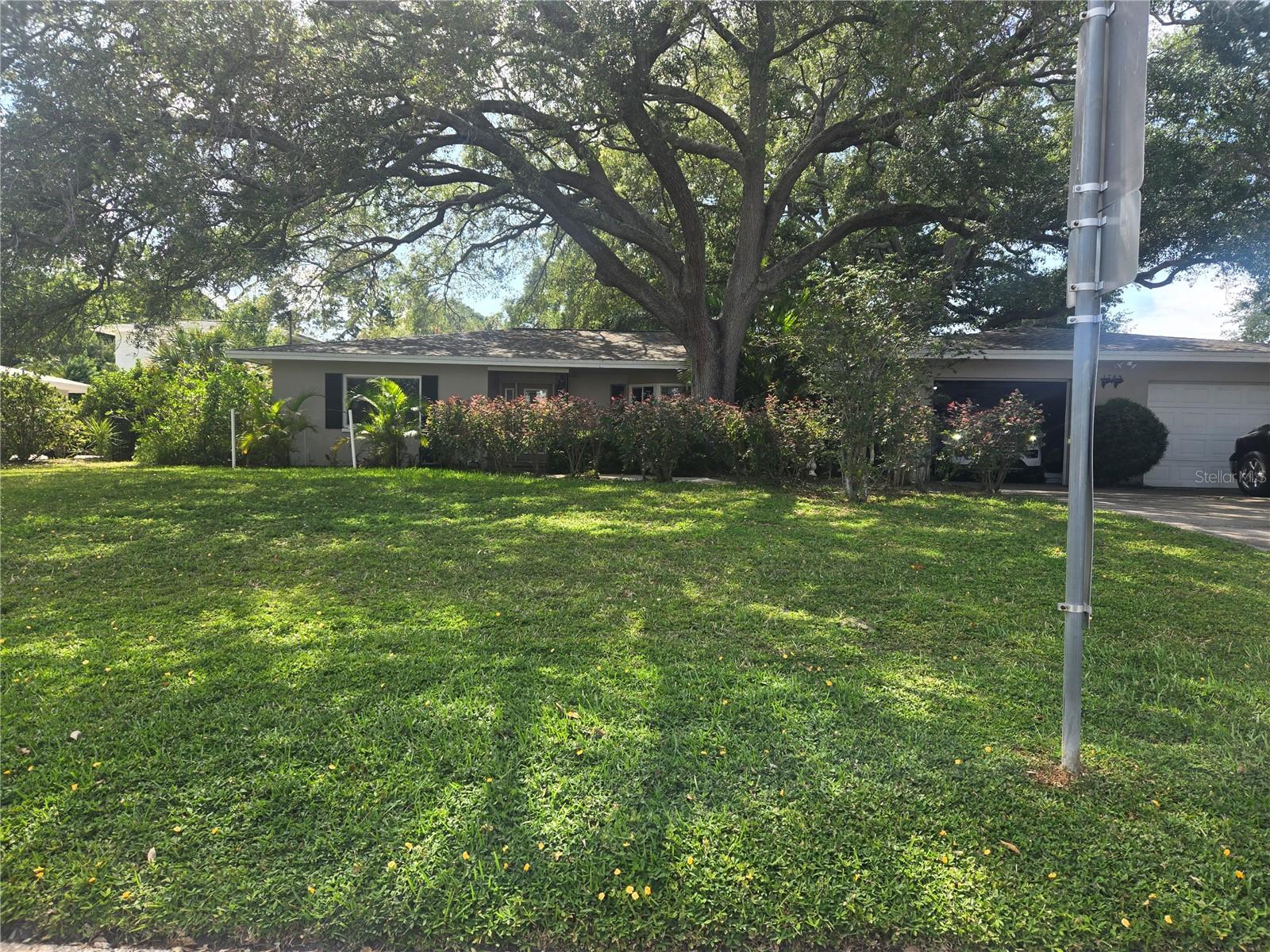 1704 CYPRESS AVE — photo 3
