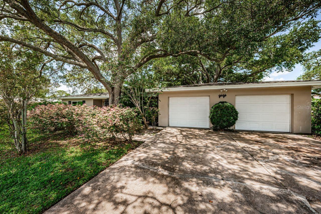 1704 CYPRESS AVE — photo 57
