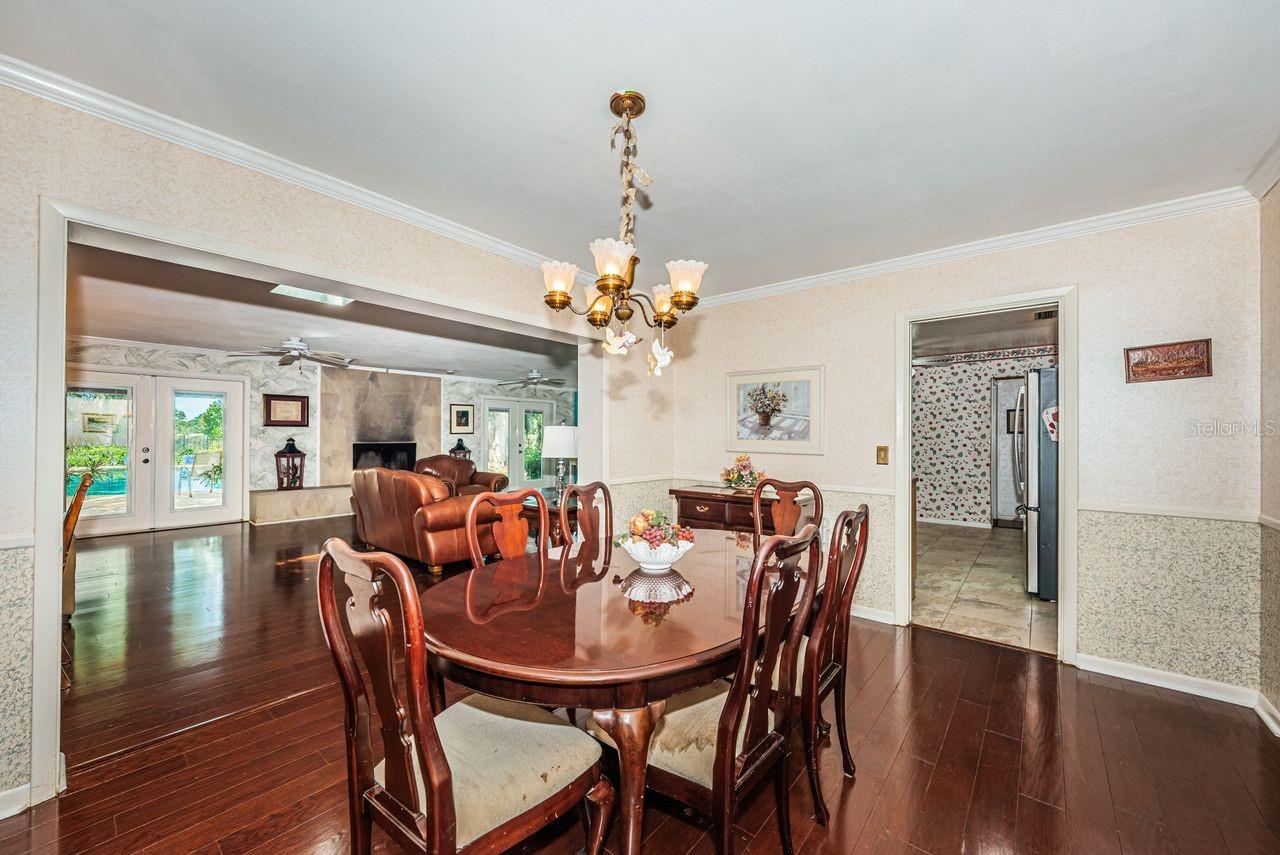 1704 CYPRESS AVE — photo 12