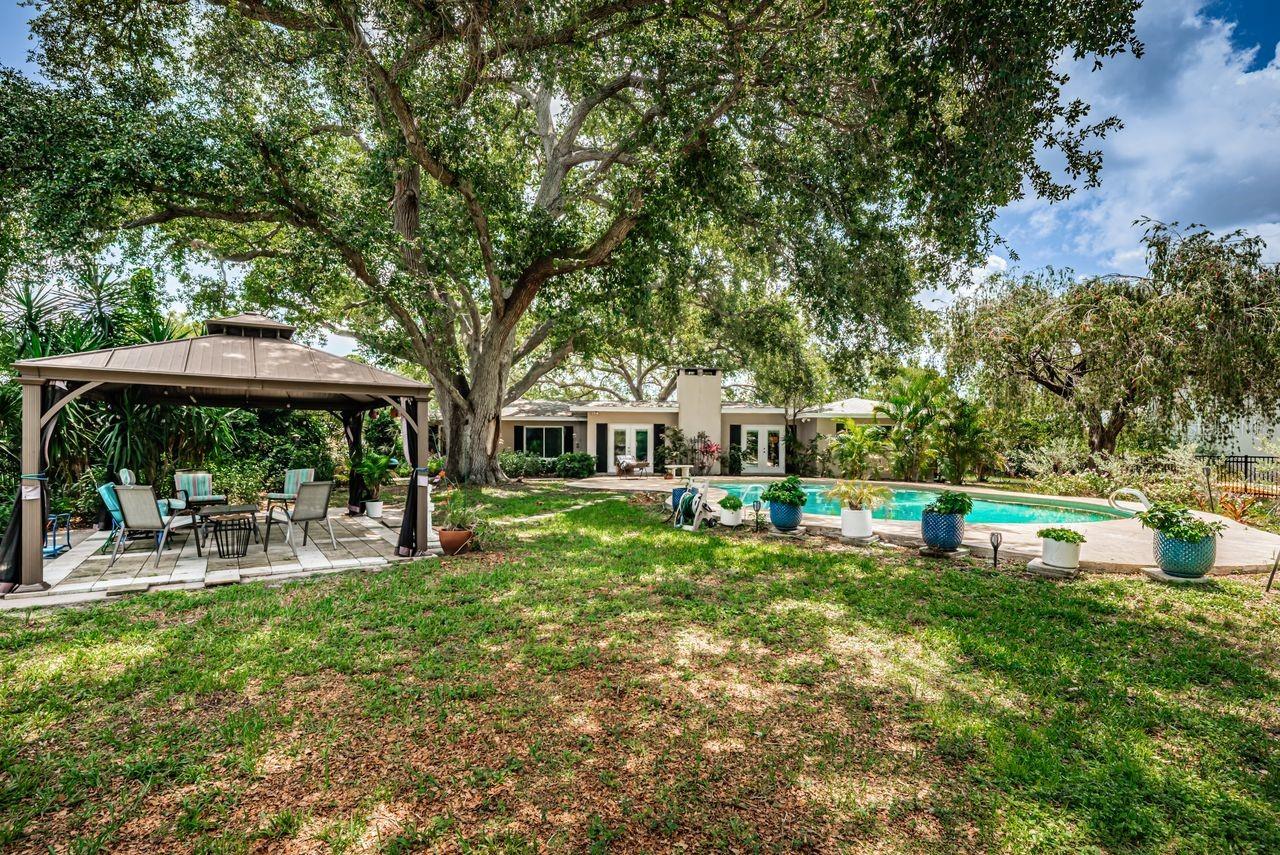 1704 CYPRESS AVE — photo 44