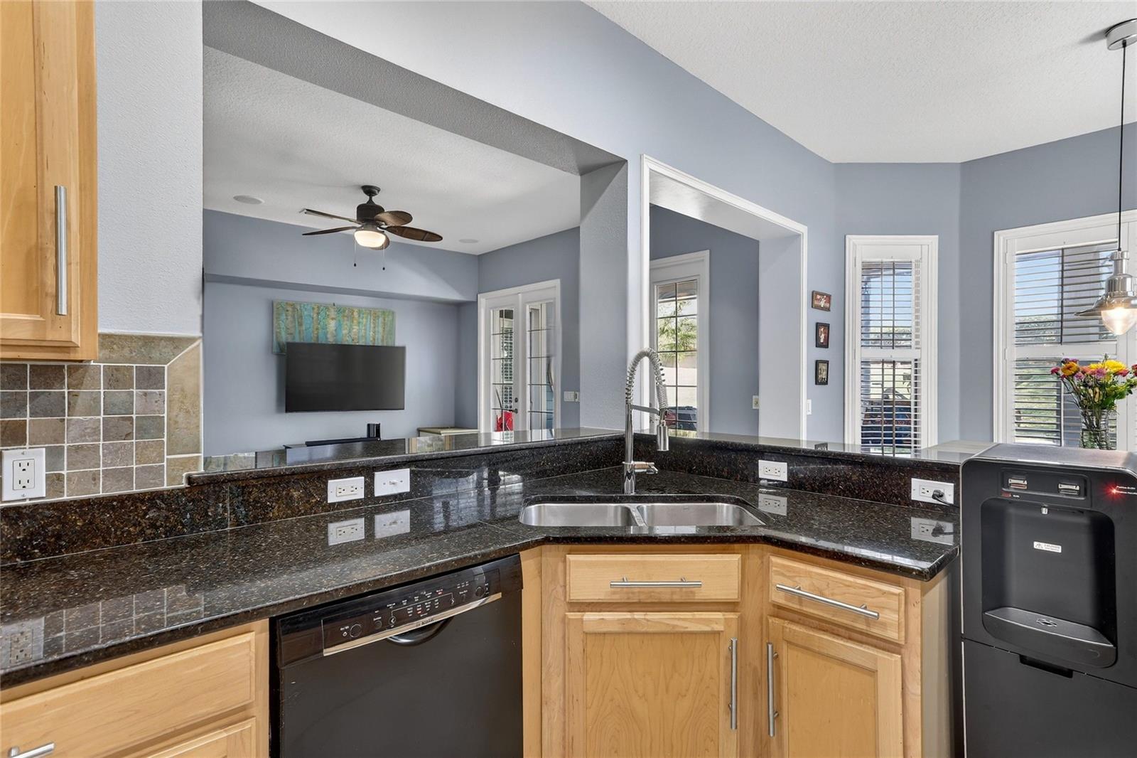 416 MANNS HARBOR DR — photo 11