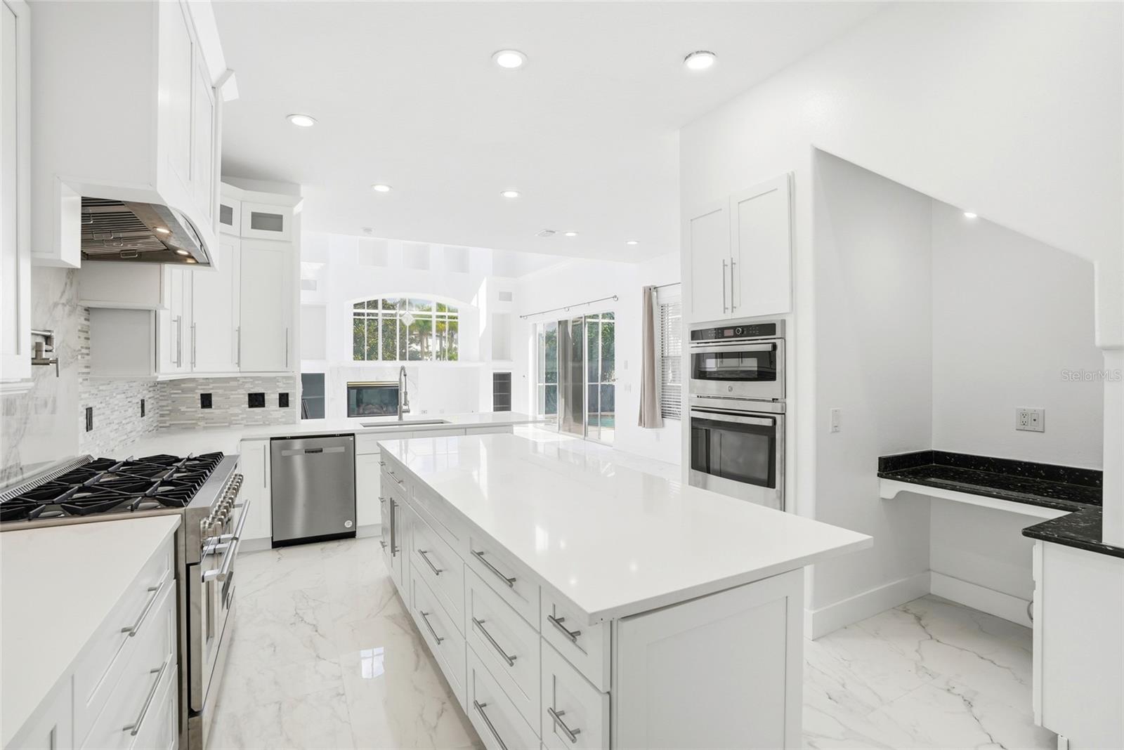 11637 BRISTOL CHASE DR — photo 13