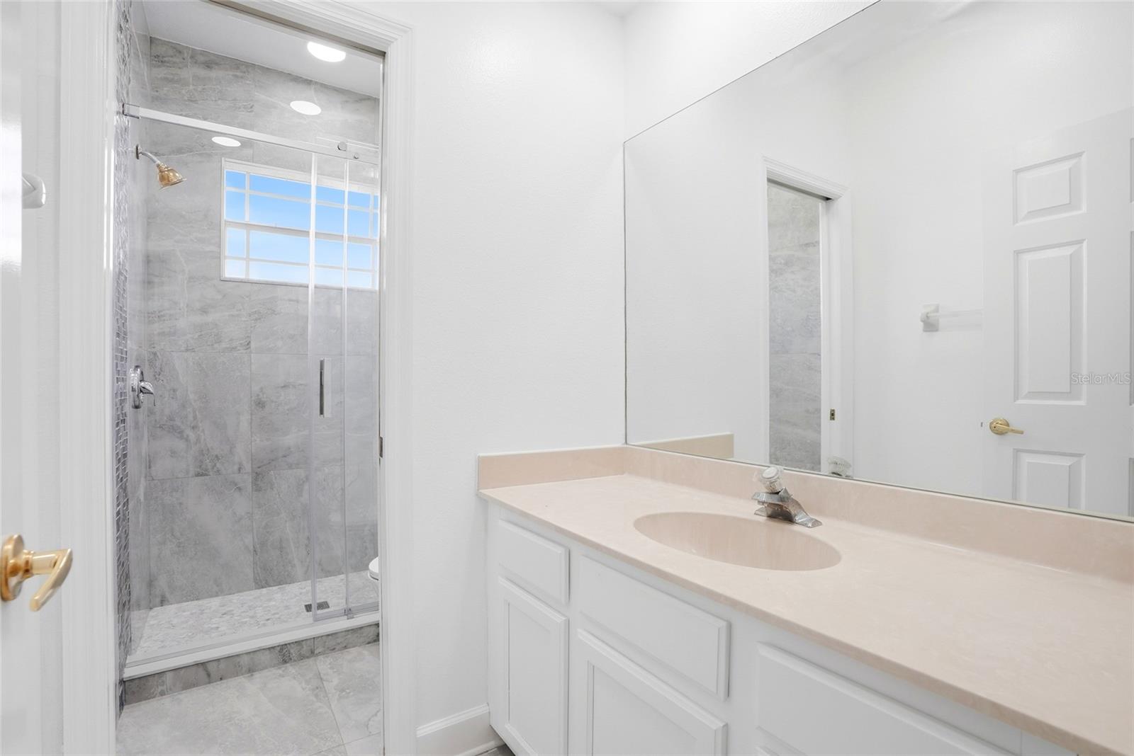 11637 BRISTOL CHASE DR — photo 42