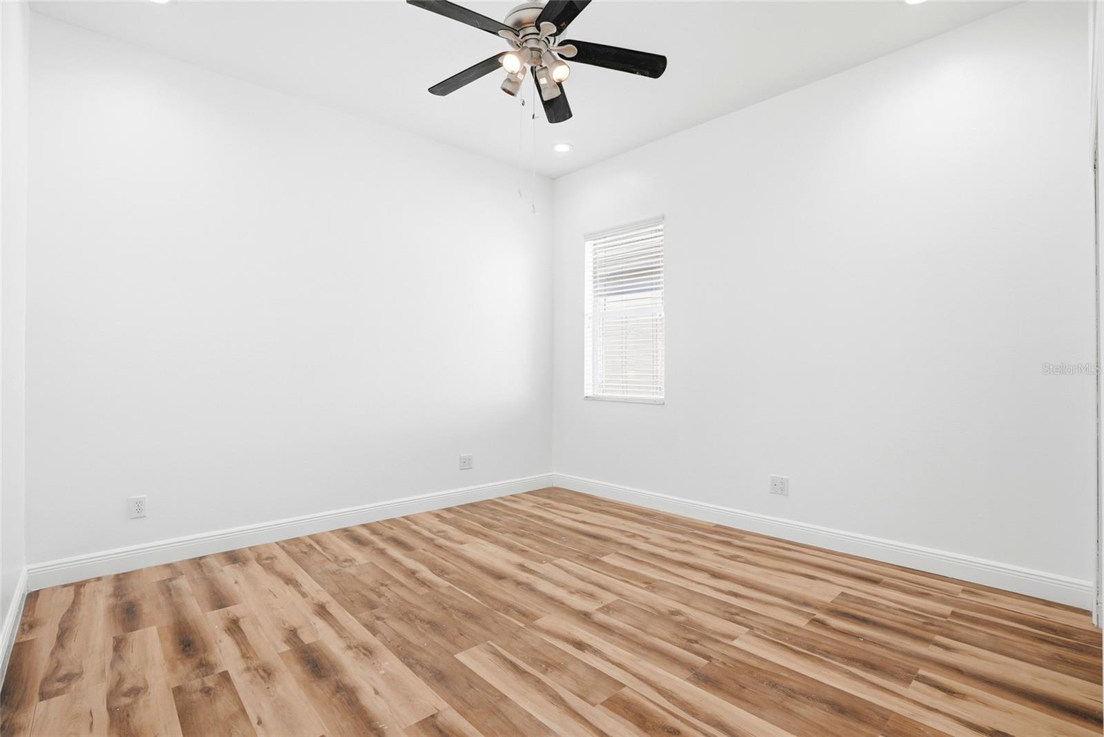 11637 BRISTOL CHASE DR — photo 36