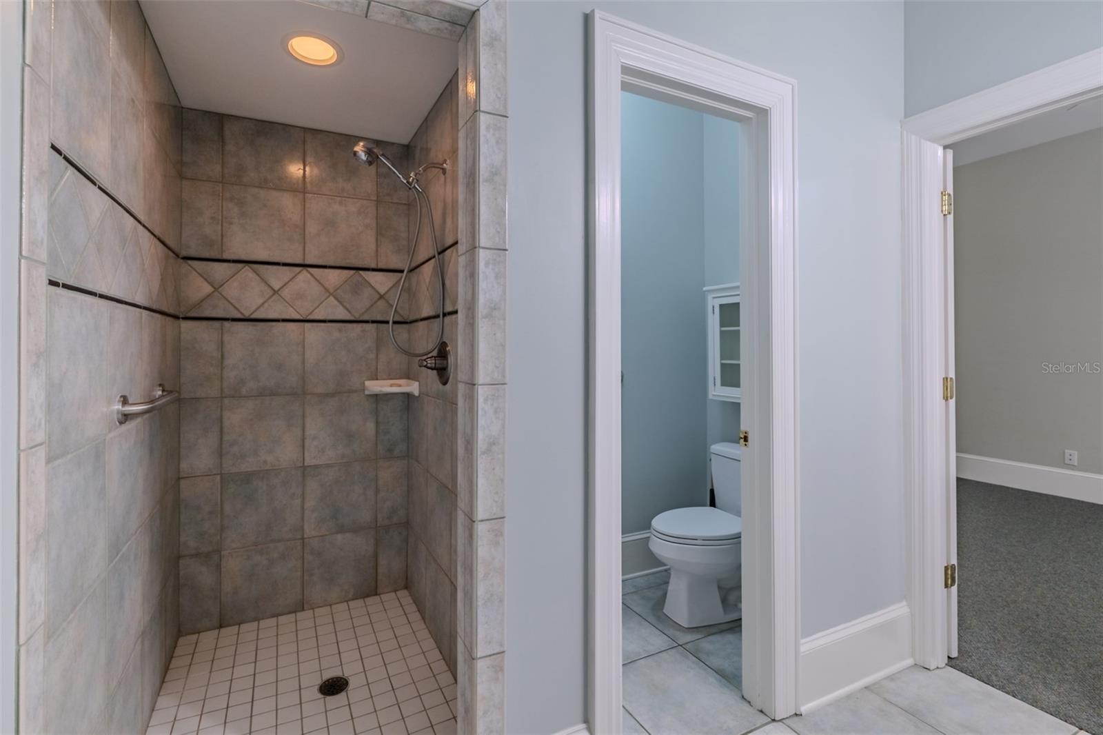 1816 S DOVER RD — photo 36